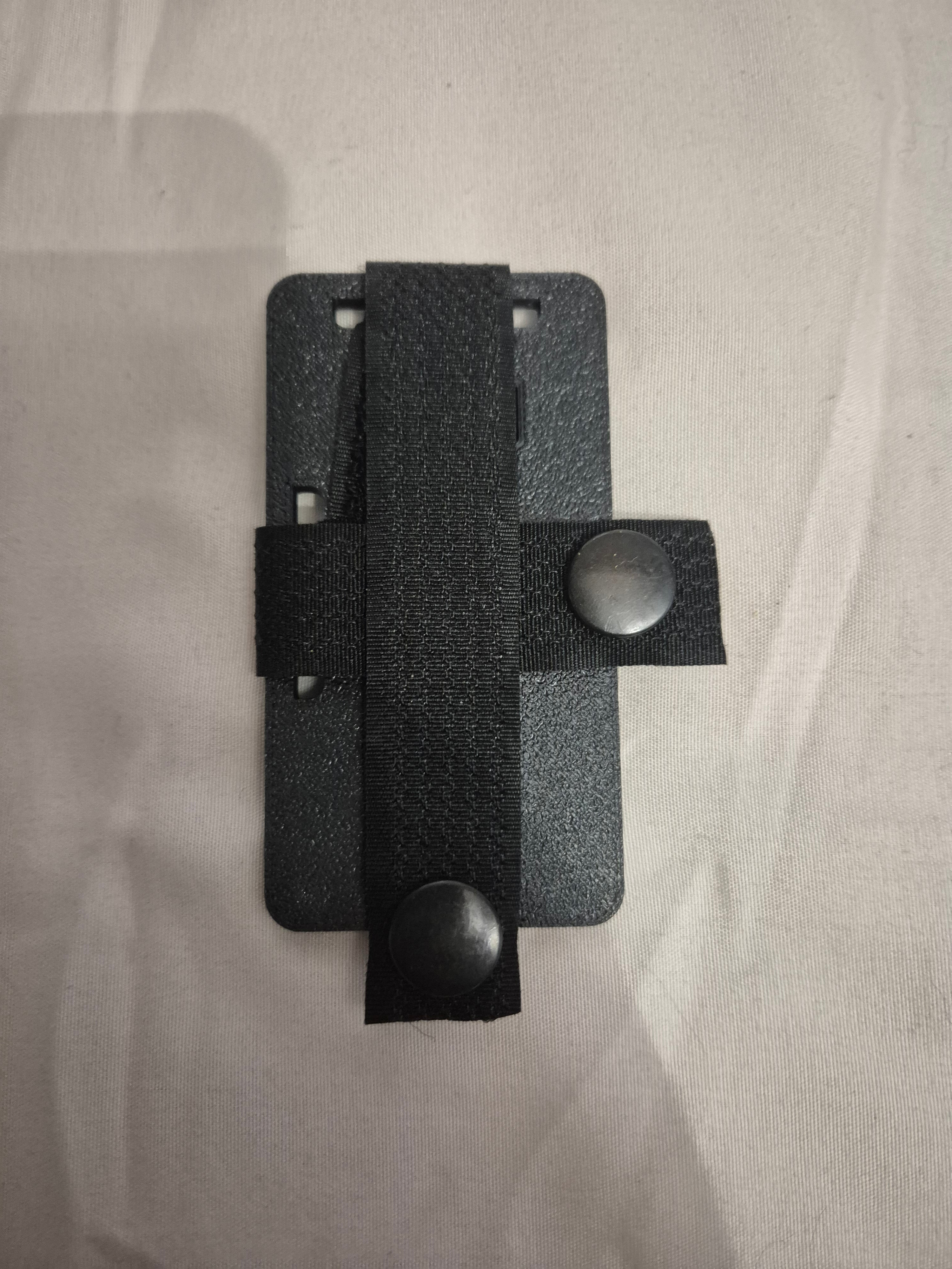 Support caméra piéton VB400 uni ou personnalisable